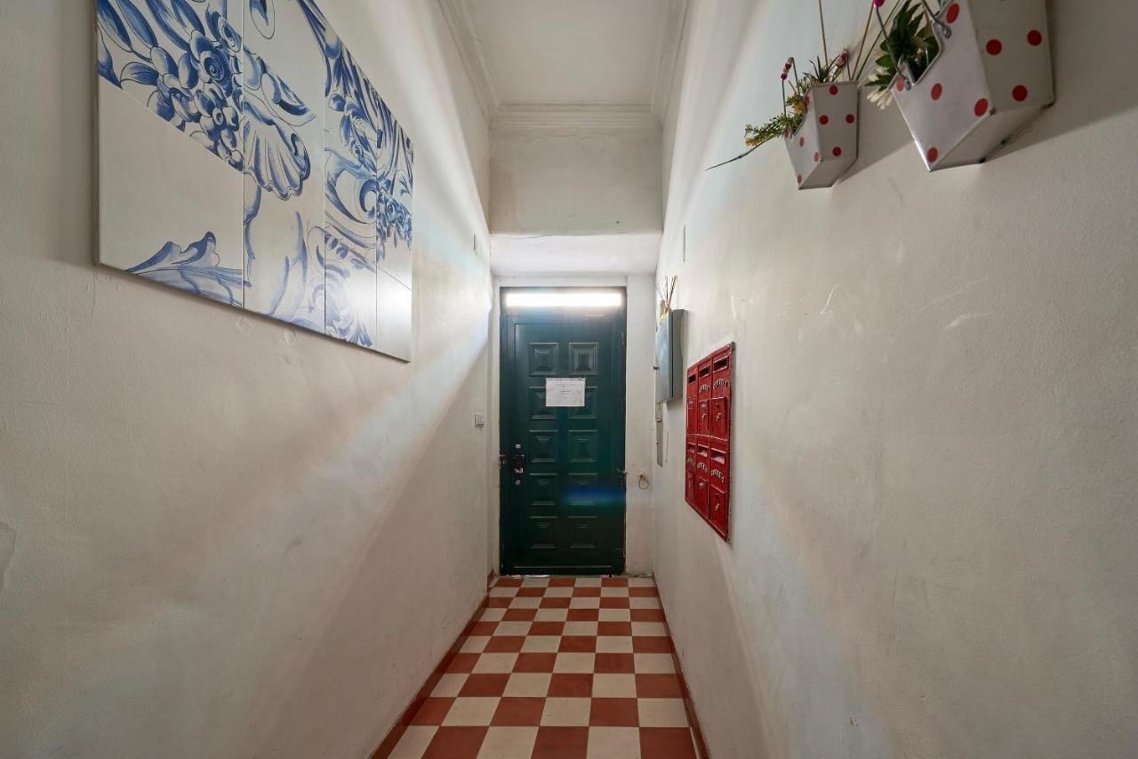 Aesthetic Riverview Apartment In Historical Lisboa Exterior foto