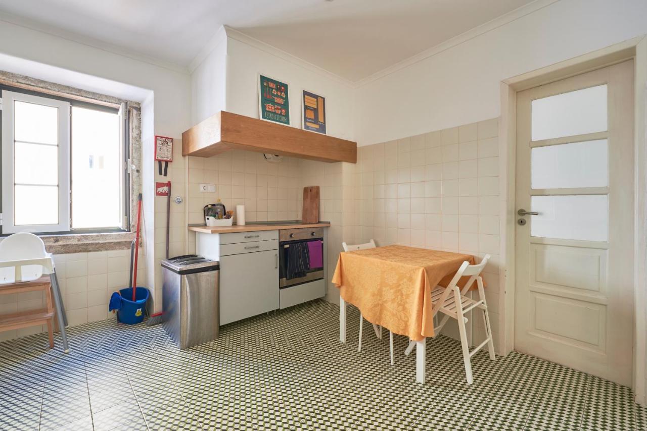 Aesthetic Riverview Apartment In Historical Lisboa Exterior foto