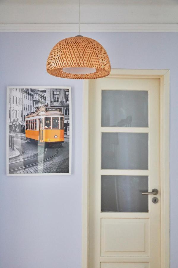 Aesthetic Riverview Apartment In Historical Lisboa Exterior foto