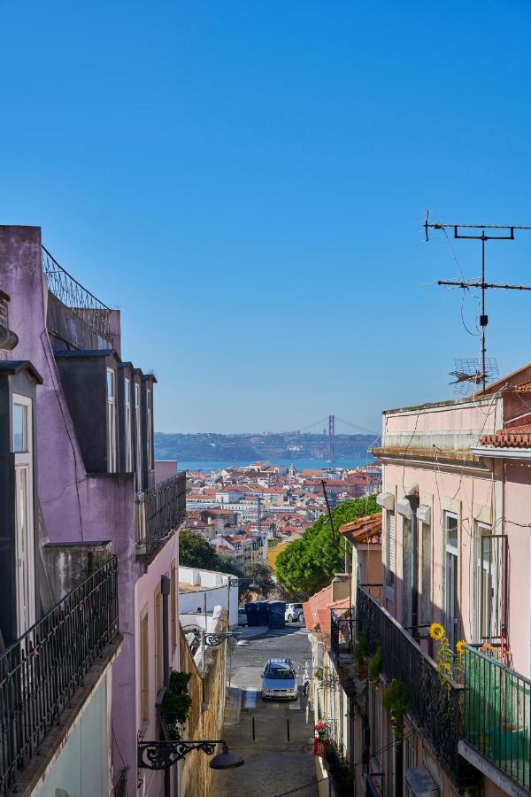 Aesthetic Riverview Apartment In Historical Lisboa Exterior foto